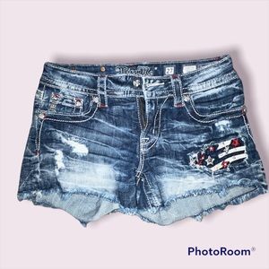 MISS ME SIGNATURE SHORTS